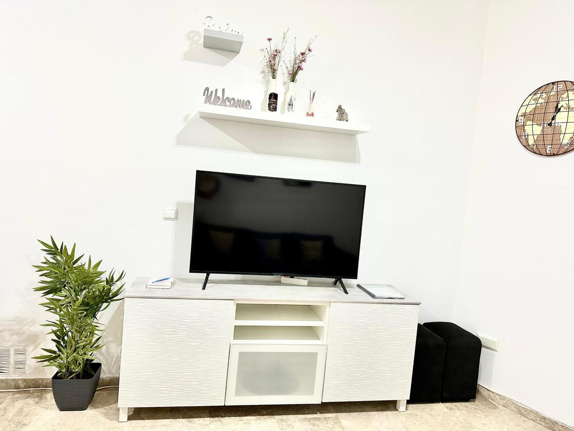 Apartamento Acogedor Y Moderno En Pleno Centro De Sevilla Con Parking Gratis 外观 照片